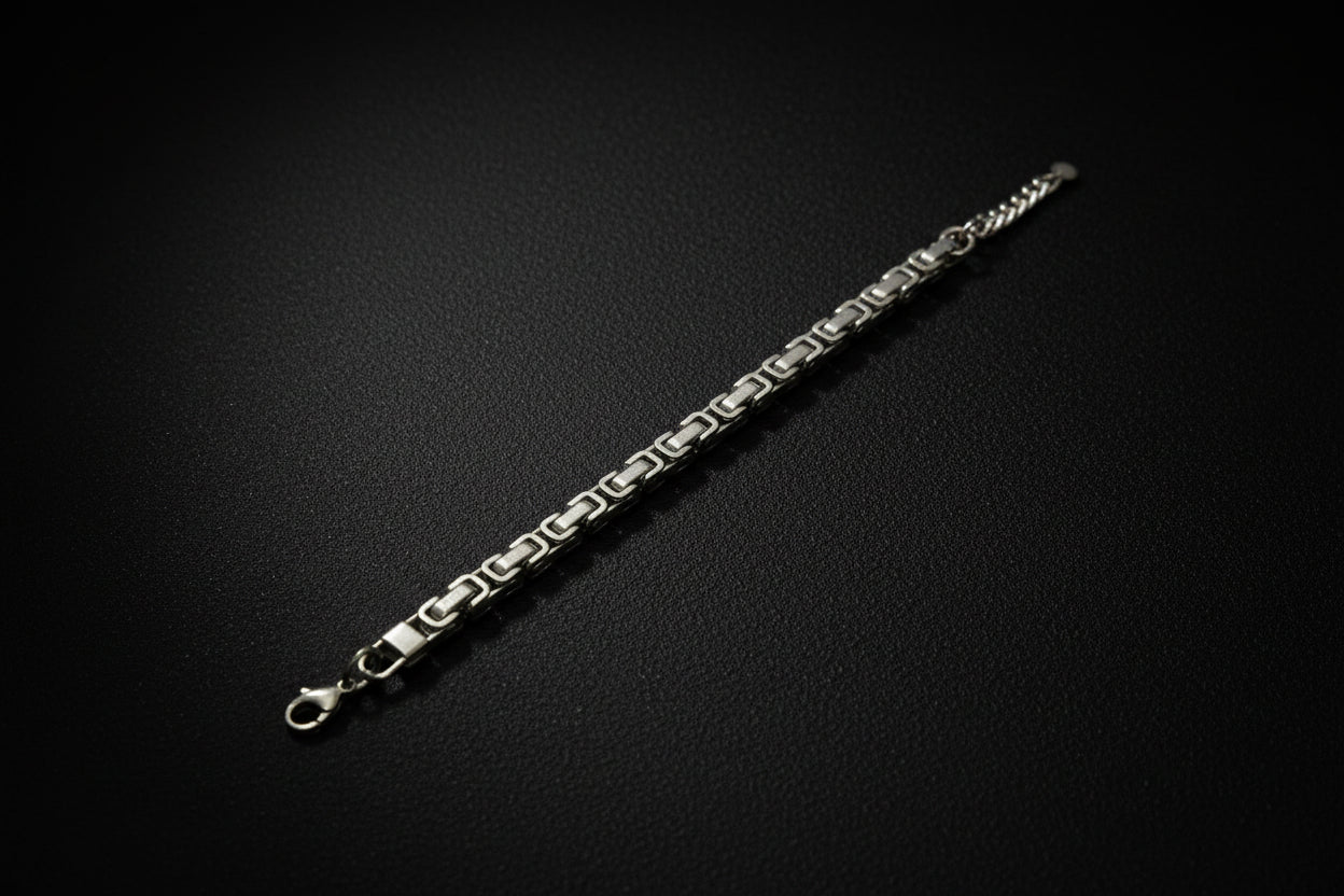 Elegant Lustre of Love Byzantine Chain Bracelet in Silver with a Secure Lobster Clasp