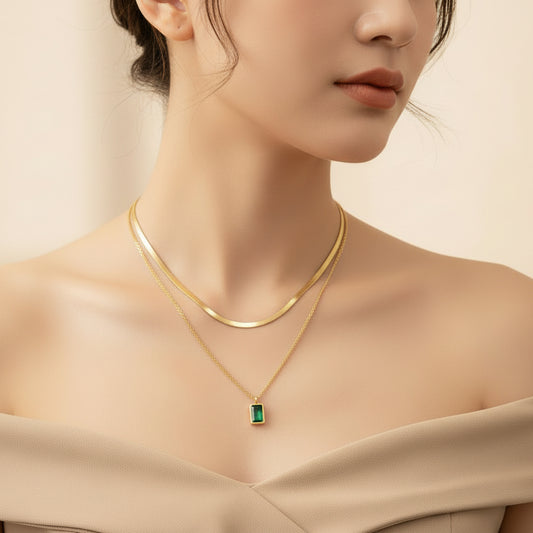 Emerald layered necklace gold plated featuring an elegant pendant for a stylish look