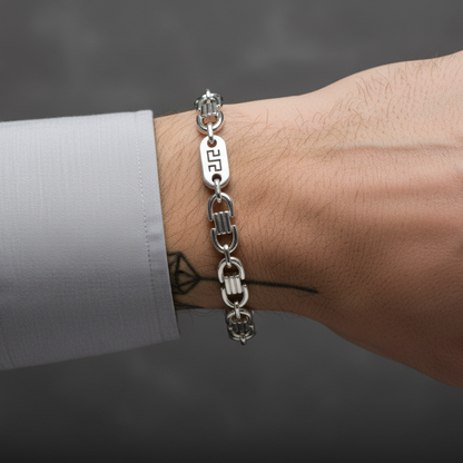 Stylish Givenchy bracelet in silver, featuring linked chain design for modern accessories