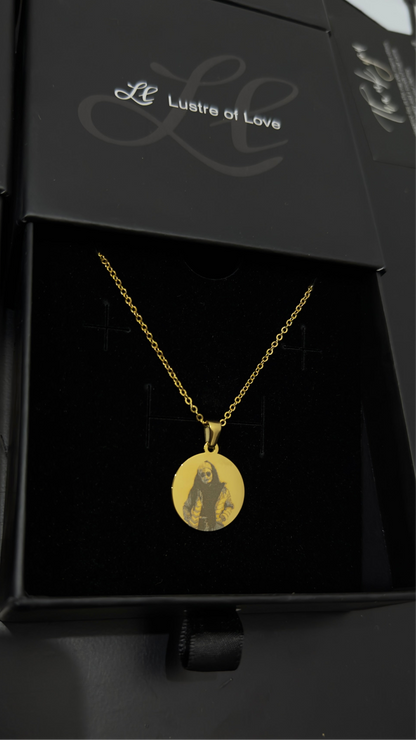 Gold custom round pendant necklace with engraved photo in black Lustre of Love gift box