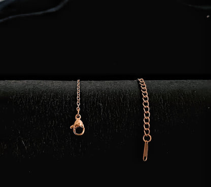 Rose Gold Engraved Bar Bracelet with Heart Charm – Stainless Steel 316L