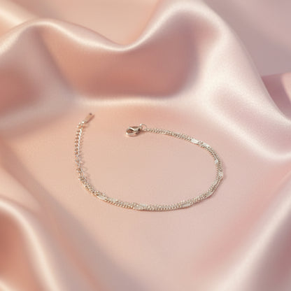Elegant silver Korean double layer bracelet with delicate chain design for stylish accessory lovers